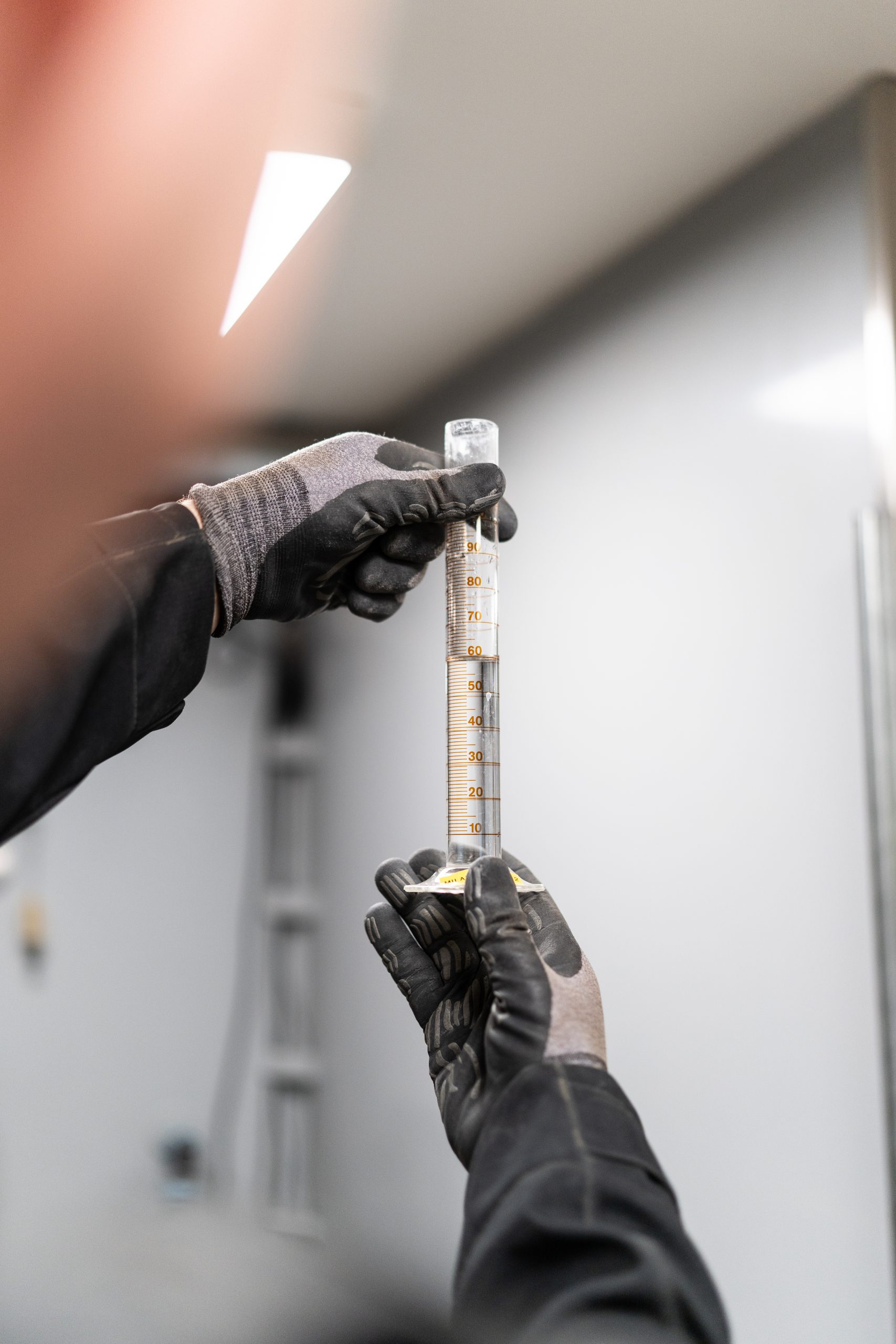 Business_Milon_Milab_DeRoever_07